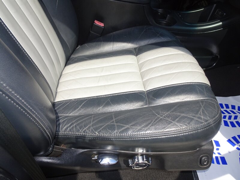 2003 Ford F-150 Harley-Davidson  Supercharged RWD - Photo 16 - Cincinnati, OH 45255