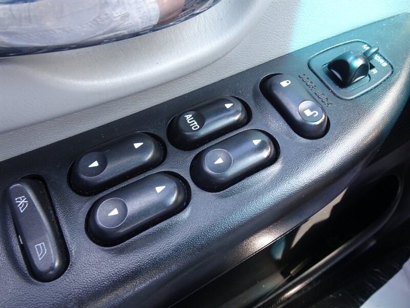 2003 Ford F-150 Harley-Davidson  Supercharged RWD - Photo 25 - Cincinnati, OH 45255