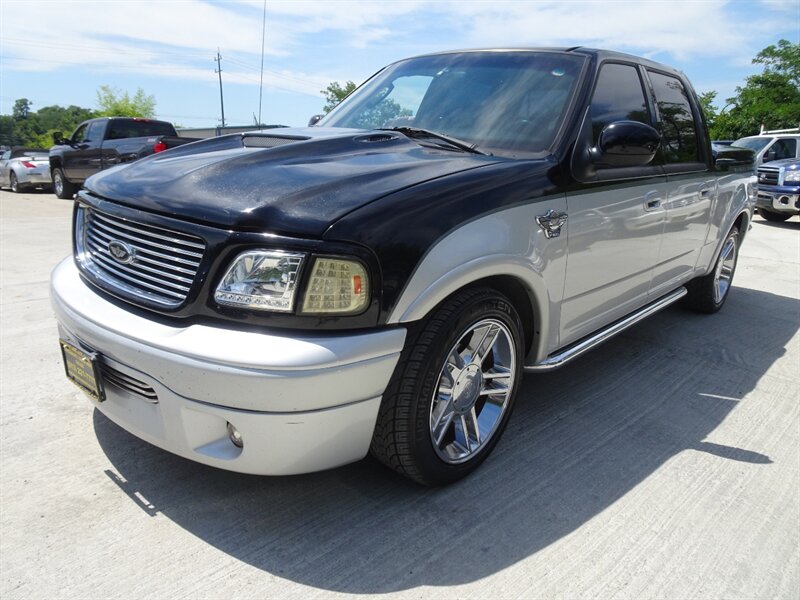 2003 Ford F-150 Harley-Davidson  Supercharged RWD - Photo 8 - Cincinnati, OH 45255