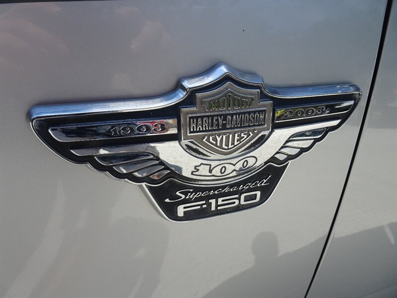 2003 Ford F-150 Harley-Davidson  Supercharged RWD - Photo 18 - Cincinnati, OH 45255