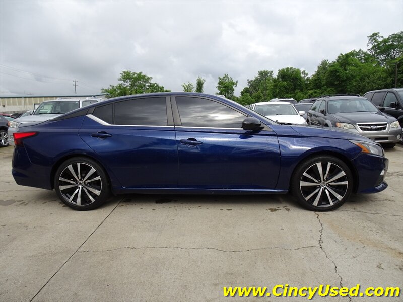 2019 Nissan Altima 2.5 SR - Photo 6 - Cincinnati, OH 45255