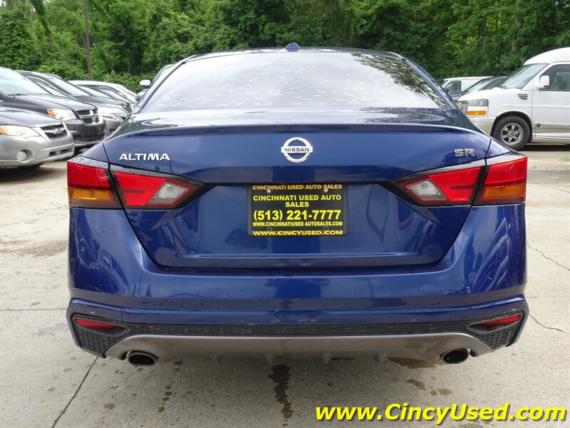2019 Nissan Altima 2.5 SR - Photo 9 - Cincinnati, OH 45255