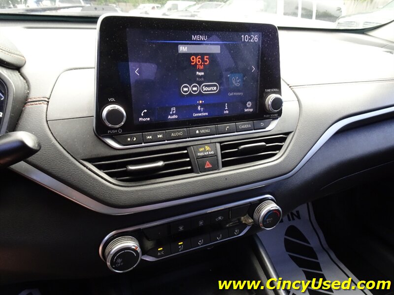 2019 Nissan Altima 2.5 SR - Photo 19 - Cincinnati, OH 45255