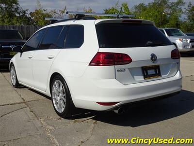 2015 Volkswagen Golf SportWagen TSI S   - Photo 10 - Cincinnati, OH 45255