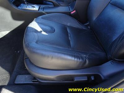 2009 Mazda Mazda3 Hatchback s Grand Touring   - Photo 28 - Cincinnati, OH 45255