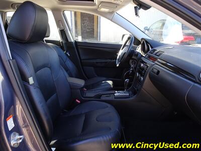 2009 Mazda Mazda3 Hatchback s Grand Touring   - Photo 15 - Cincinnati, OH 45255