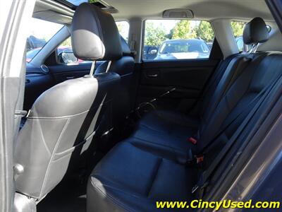 2009 Mazda Mazda3 Hatchback s Grand Touring   - Photo 12 - Cincinnati, OH 45255