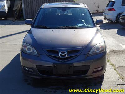 2009 Mazda Mazda3 Hatchback s Grand Touring   - Photo 2 - Cincinnati, OH 45255