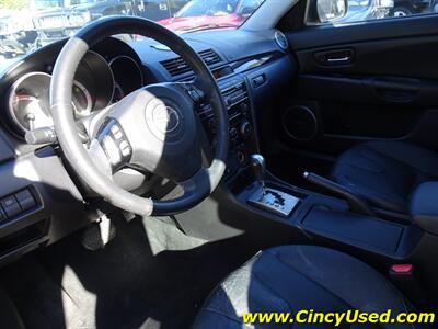 2009 Mazda Mazda3 Hatchback s Grand Touring   - Photo 11 - Cincinnati, OH 45255