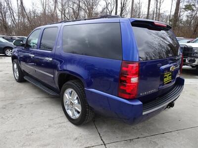 2010 Chevrolet Suburban LTZ 1500  5.3L V8 4X4 - Photo 4 - Cincinnati, OH 45255