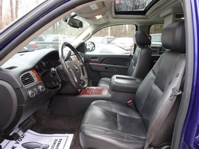 2010 Chevrolet Suburban LTZ 1500  5.3L V8 4X4 - Photo 14 - Cincinnati, OH 45255