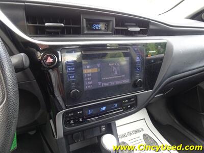 2017 Toyota Corolla LE  1.8L I4 FWD - Photo 16 - Cincinnati, OH 45255