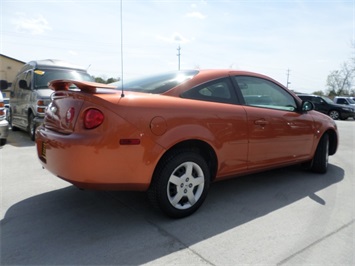 2006 Chevrolet Cobalt LS   - Photo 13 - Cincinnati, OH 45255