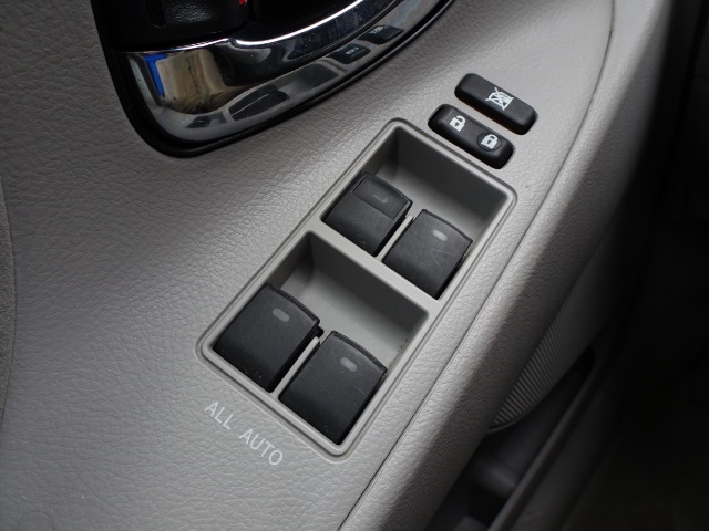 2011 Toyota Camry LE - Photo 19 - Cincinnati, OH 45255