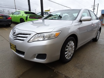 2011 Toyota Camry LE - Photo 9 - Cincinnati, OH 45255
