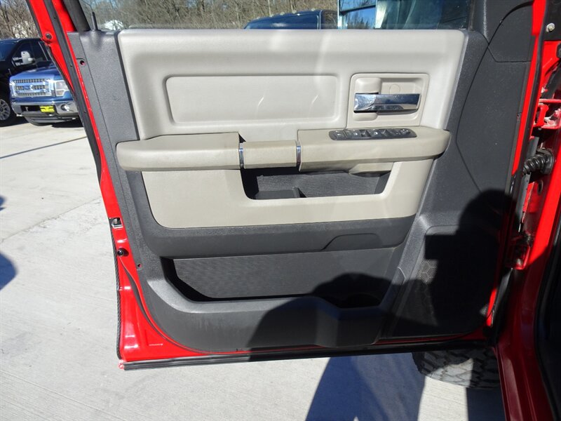 2011 RAM Ram Pickup 2500 SLT  6.7L Cummins I6 4X4 - Photo 25 - Cincinnati, OH 45255