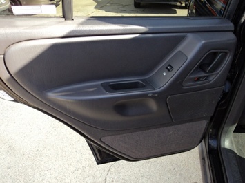 1999 Jeep Grand Cherokee Laredo   - Photo 24 - Cincinnati, OH 45255