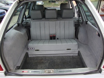 1995 Mercedes-Benz E Class E320   - Photo 9 - Cincinnati, OH 45255