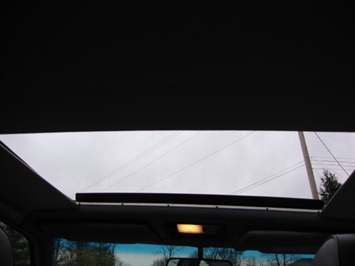 1995 Mercedes-Benz E Class E320   - Photo 15 - Cincinnati, OH 45255