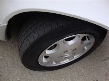 1995 Mercedes-Benz E Class E320   - Photo 26 - Cincinnati, OH 45255