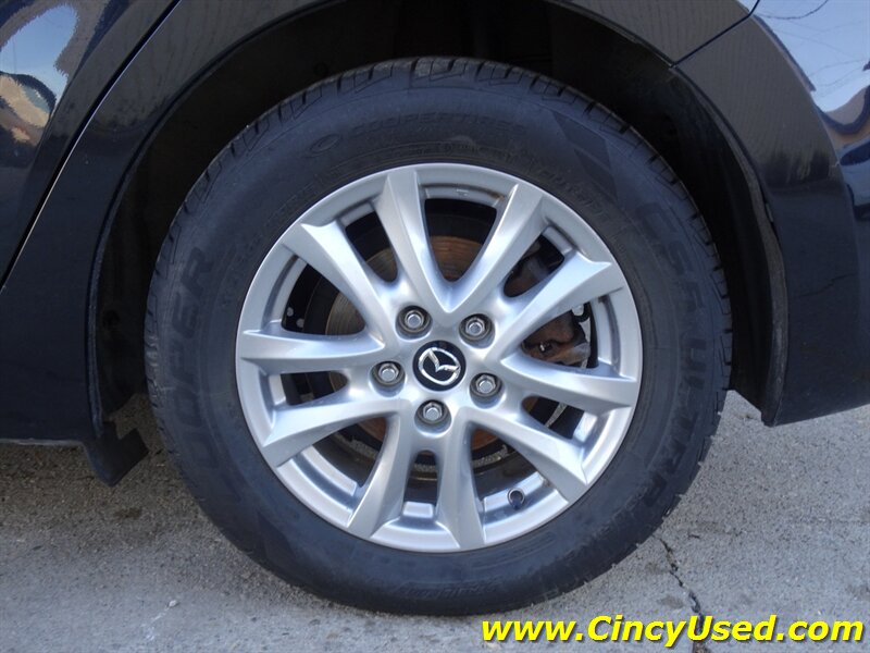 2017 Mazda Mazda3 Sport - Photo 31 - Cincinnati, OH 45255