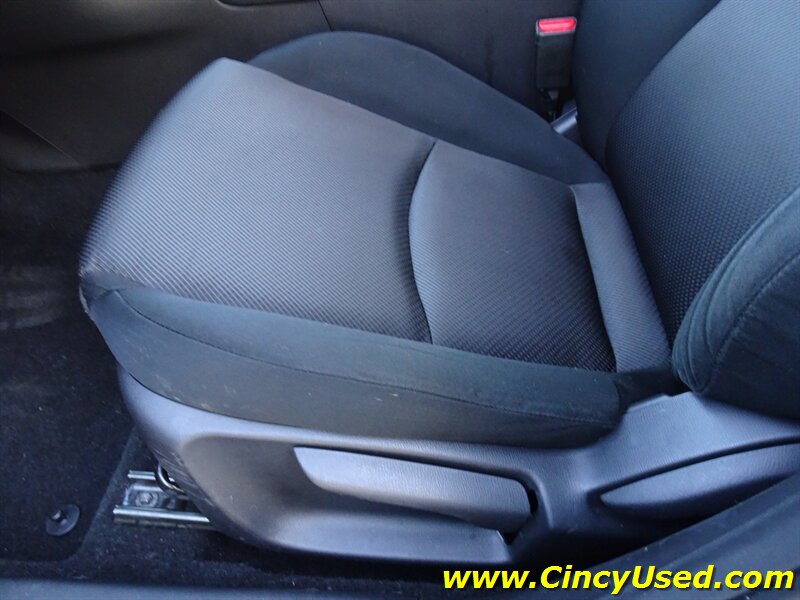 2017 Mazda Mazda3 Sport - Photo 29 - Cincinnati, OH 45255