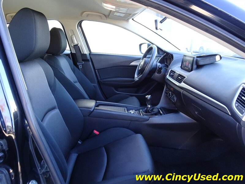 2017 Mazda Mazda3 Sport - Photo 15 - Cincinnati, OH 45255