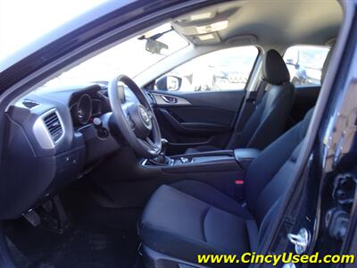 2017 Mazda Mazda3 Sport - Photo 10 - Cincinnati, OH 45255