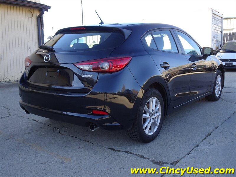 2017 Mazda Mazda3 Sport - Photo 7 - Cincinnati, OH 45255