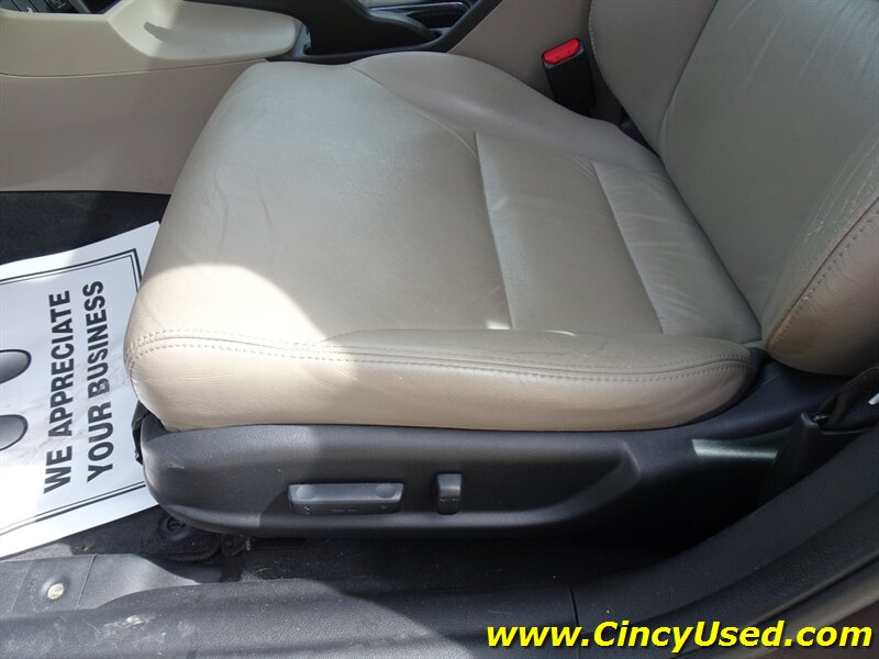 2015 Honda Civic EX-L w/Navi - Photo 14 - Cincinnati, OH 45255