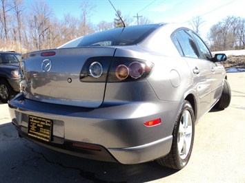 2006 Mazda Mazda3 s   - Photo 13 - Cincinnati, OH 45255