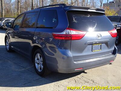 2016 Toyota Sienna LE 8-Passenger - Photo 8 - Cincinnati, OH 45255