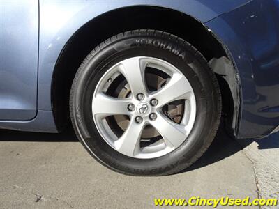 2016 Toyota Sienna LE 8-Passenger - Photo 33 - Cincinnati, OH 45255