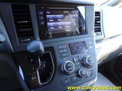 2016 Toyota Sienna LE 8-Passenger - Photo 21 - Cincinnati, OH 45255