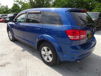 2009 Dodge Journey SXT   - Photo 4 - Cincinnati, OH 45255