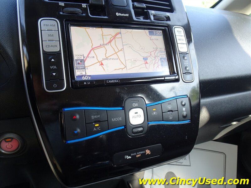 2014 Nissan LEAF SL - Photo 18 - Cincinnati, OH 45255