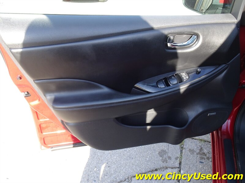 2014 Nissan LEAF SL - Photo 27 - Cincinnati, OH 45255