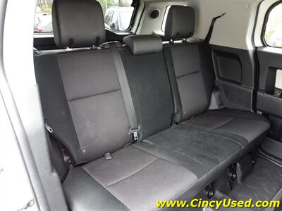 2011 Toyota FJ Cruiser   - Photo 17 - Cincinnati, OH 45255