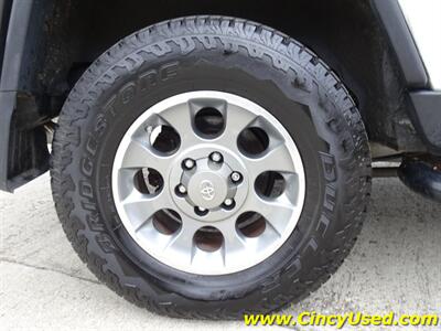 2011 Toyota FJ Cruiser   - Photo 32 - Cincinnati, OH 45255