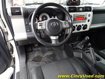 2011 Toyota FJ Cruiser   - Photo 14 - Cincinnati, OH 45255