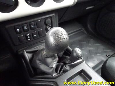 2011 Toyota FJ Cruiser   - Photo 18 - Cincinnati, OH 45255