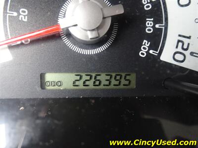 2011 Toyota FJ Cruiser   - Photo 23 - Cincinnati, OH 45255