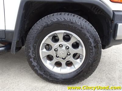 2011 Toyota FJ Cruiser   - Photo 30 - Cincinnati, OH 45255