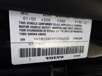 2005 Volvo S40 2.4i   - Photo 22 - Cincinnati, OH 45255