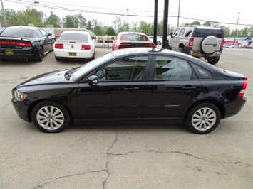 2005 Volvo S40 2.4i   - Photo 10 - Cincinnati, OH 45255