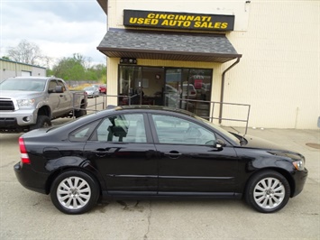 2005 Volvo S40 2.4i   - Photo 3 - Cincinnati, OH 45255