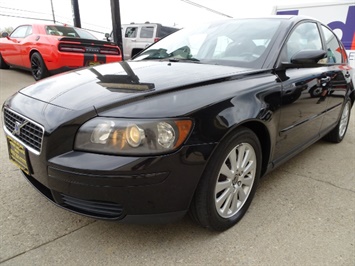 2005 Volvo S40 2.4i   - Photo 11 - Cincinnati, OH 45255