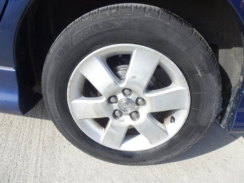 2004 Toyota Corolla S  1.8L I4 FWD - Photo 26 - Cincinnati, OH 45255