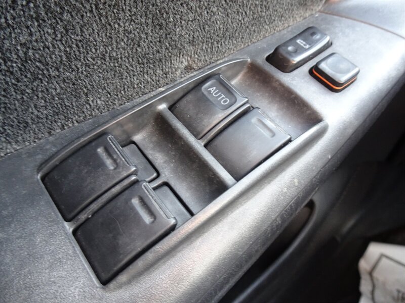 2004 Toyota Corolla S  1.8L I4 FWD - Photo 21 - Cincinnati, OH 45255