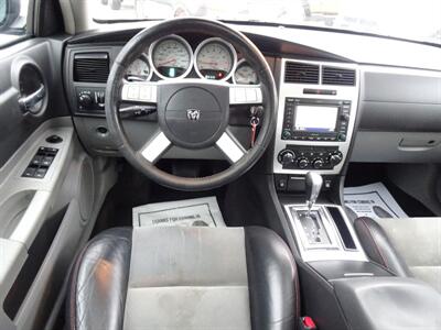 2006 Dodge Charger SRT-8  6.1L V8 RWD - Photo 11 - Cincinnati, OH 45255